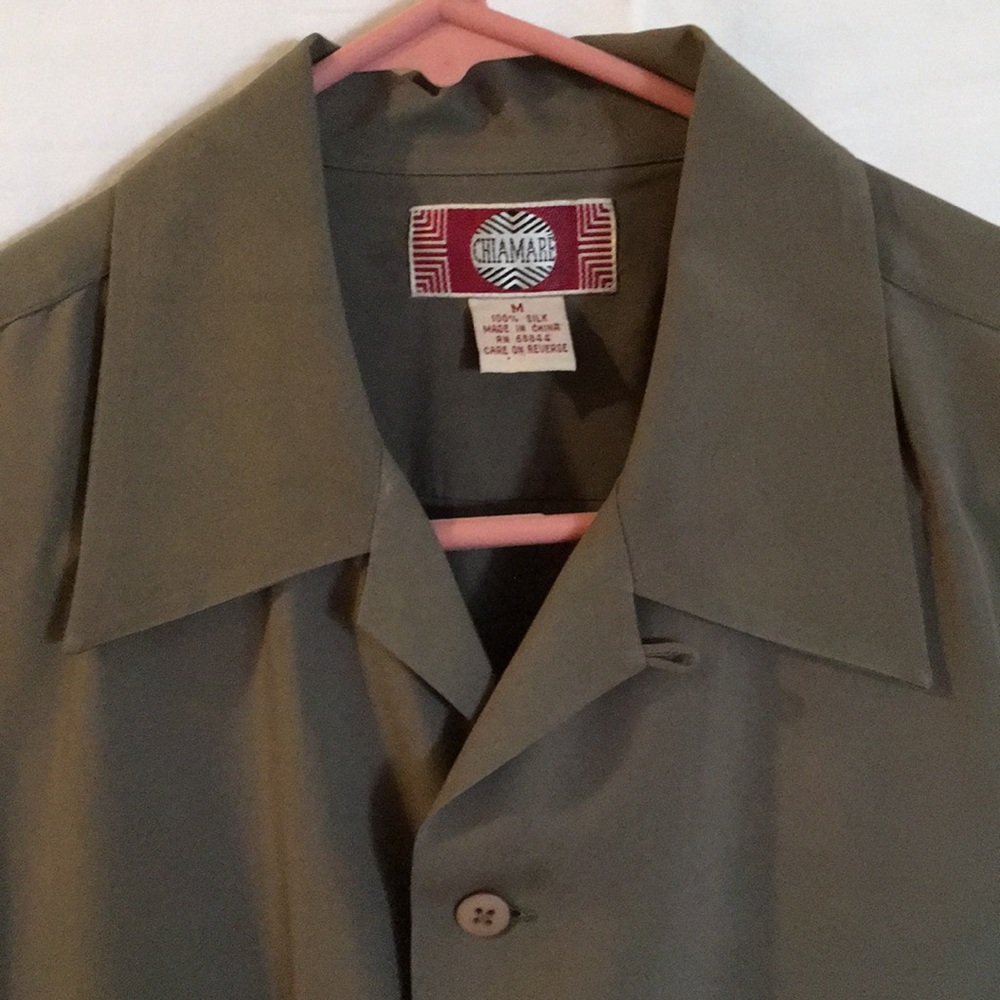 Men’s silk short sleeve button down olive green